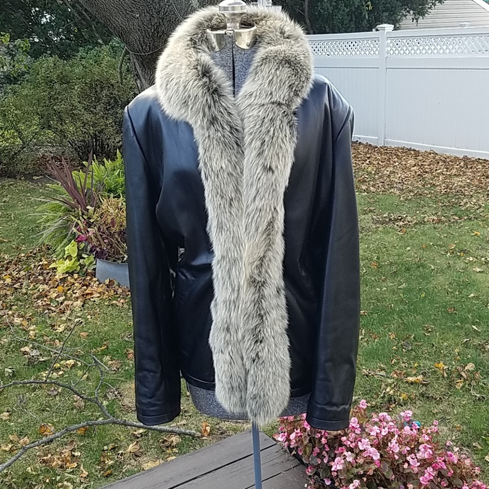 JG Hook Leather Jacket w Fox Fur Trim Size XL NWOT